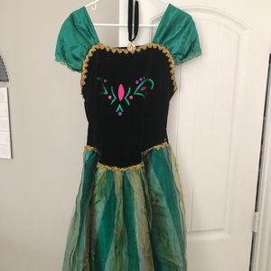 Women’s Anna costume from Frozen